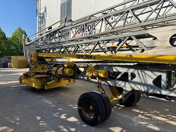Gru automontante TEREX CBR 36