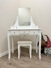 Toeletta/ tavolo da trucco