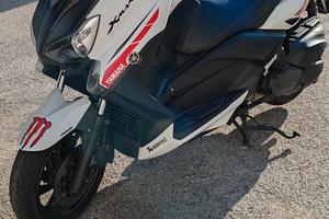 Yamaha X-Max 400 - 2016