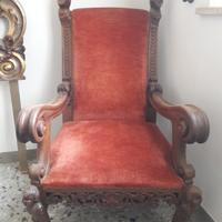 coppia di poltrone stile rinascimentale. 