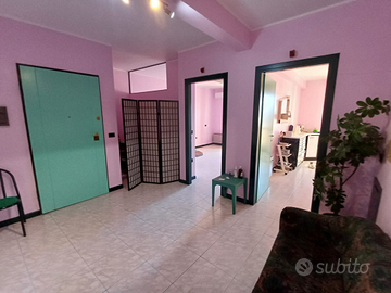 Studio medico ,Via Peretti 75mq più posto auto