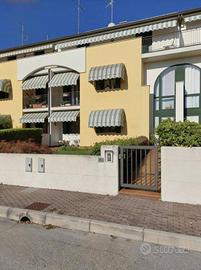 Immobile in asta di 213 m² con 4 locali e box auto
