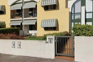 Immobile in asta di 213 m² con 4 locali e box auto