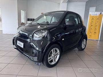 smart fortwo EQ Pure