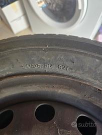 treno di gomme hankook 4 stagioni