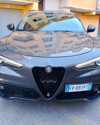 alfa Stelvio 