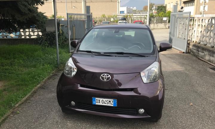 Toyota iQ 1.0 Multidrive