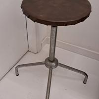 sgabello industriale 