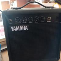 amplificatore chitarra Yamaha e Fender