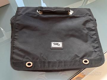 Borsa  in tessuto nero, con logo CIAK by Roncato.