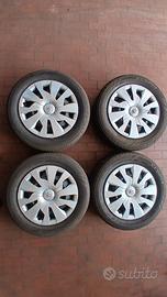 toyota yaris cerchi e gomme estive da 15"