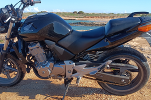 Honda CB500F anno 2005, 21.000 km percorsi