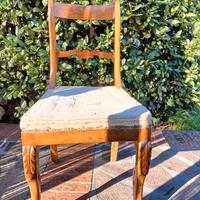 antica sedia di legno