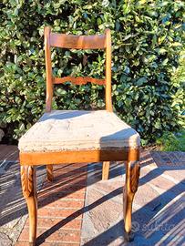 antica sedia di legno