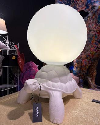 Lampada tartaruga bianca Qeeboo SCONTO