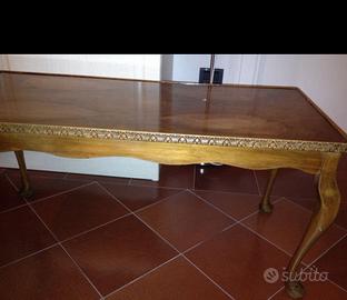 Tavolino da salotto Liberty