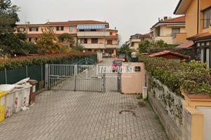 VILLA A SCHIERA DI TESTA