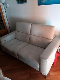 Divano con movimento relax