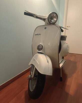Piaggio Vespa 125 Primavera restauro totale ASI
