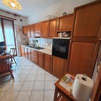 cucina in rovere completa