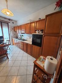 cucina in rovere completa