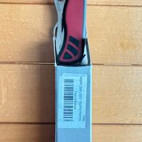 Victorinox Dual Pro One Hand Red/Black