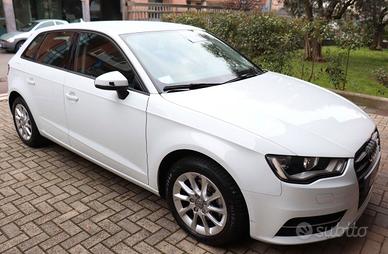 Audi A3 Sportback 1.6 TDI 110cv cambio automatico