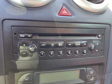 Autoradio PEUGEOT 1007 del 2005