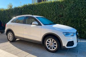 Audi Q3 s-tronic 2.0 tdi