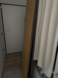 Tavoli ikea con piedi