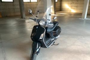 Vespa GTS Super 300 ie