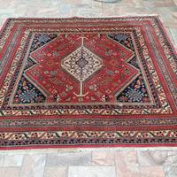 Tappeto Persiano Annodato a Mano