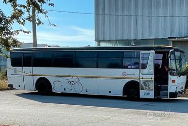 Autobus camion officina mobile patente C