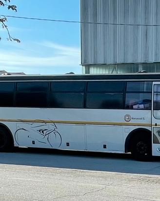 Autobus camion officina mobile patente C