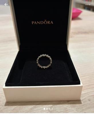 Anello Pandora Margherita