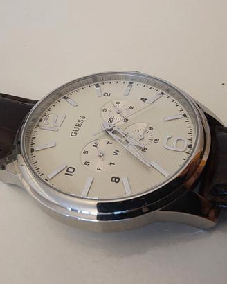 Orologio da uomo Guess W0294G1 con batteria nuova