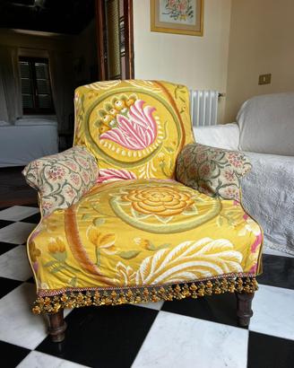 Poltrona vintage toscana restaurata