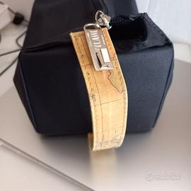 Pochette1ª Classe Alviero Martini