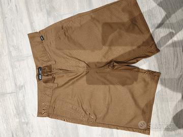 short Vans chino uomo taglia 28/XS nuovi