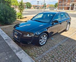 AUDI A4 4ª serie - 2011
