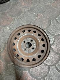 Cerchi i. Ferro toyota aygo
