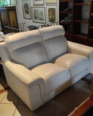 Divani in pelle bianco