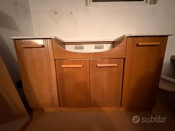 Mobile bagno completo in legno con piano in marmo