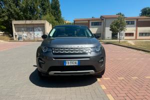 Land rover discovery 7 posti
