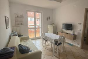 Bilocale con terrazzo