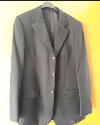 Completo uomo elegante per occasioni galanti