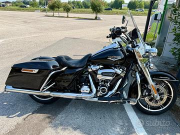 Road King Classic FLHR anno 2022