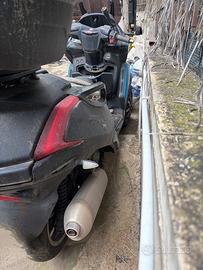 Scooter Peugeot metropolis 400 intero