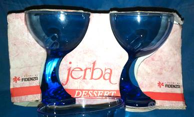 Bormioli Rocco Jerba zaffiro blu con stelo curvo -