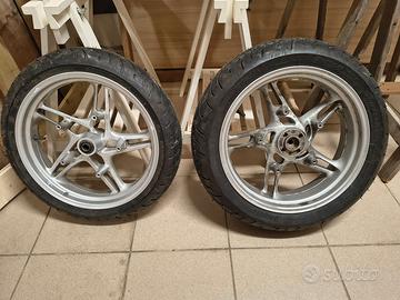 GOMME E CERCHI BMW R1150R